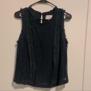 Textured tank with fringe detail size M